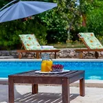 House Mia With Pool * Имотски