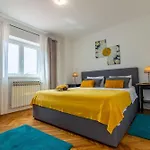 House Mia With Pool Вилла *